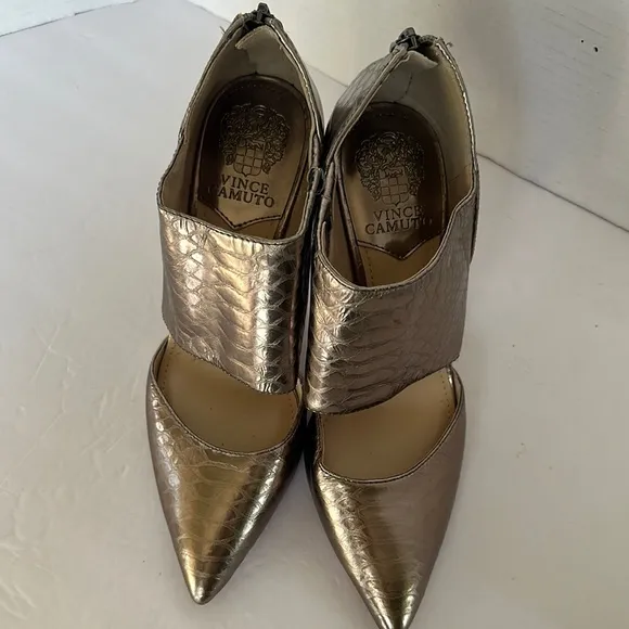Vince Camuto Metallic Snake Print Cutout Heels - Size 8.5M - Pewter