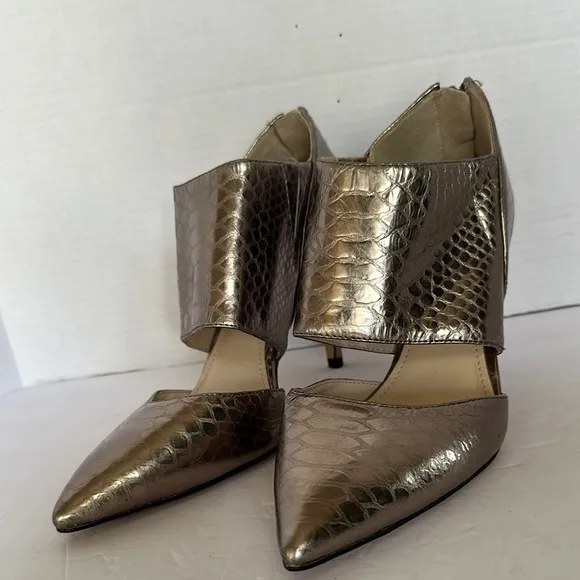 Vince Camuto Metallic Snake Print Cutout Heels - Size 8.5M - Pewter