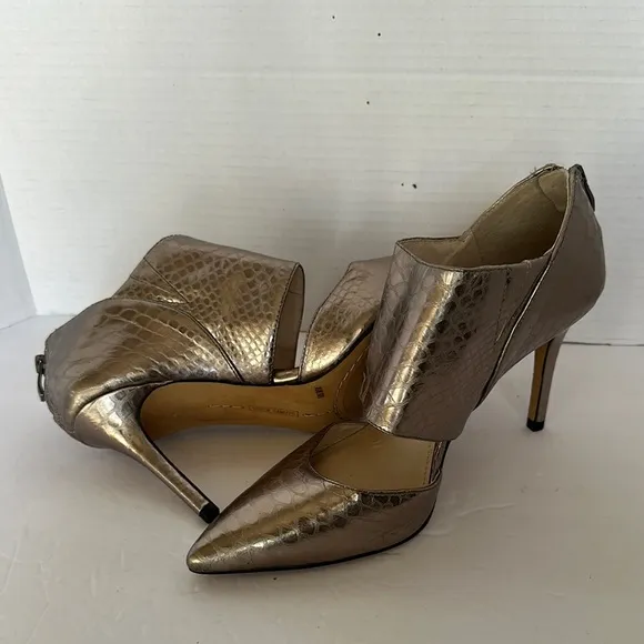Vince Camuto Metallic Snake Print Cutout Heels - Size 8.5M - Pewter