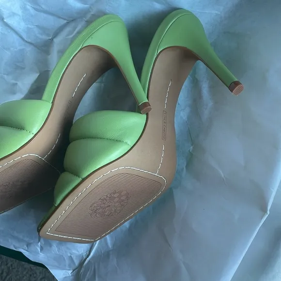 Vince Camuto shoes 7