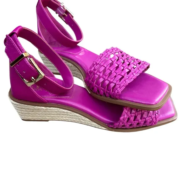VINCE CAMUTO | Shoes | Pink Wedge Sandal size 8
