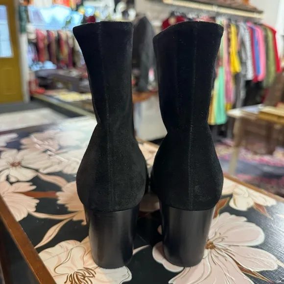 Vince Dryden Black Suede Heeled Bootie