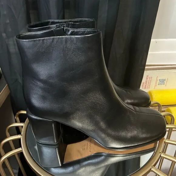 Vince Maggie Leather Boots NEW