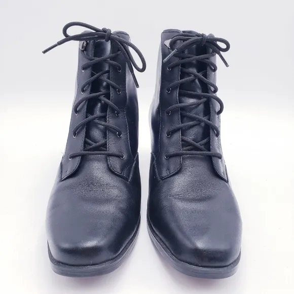 Vintage 90s y2k Lace Up Square Toe Chunky Heel Black Ankle Boots Booties Size 8