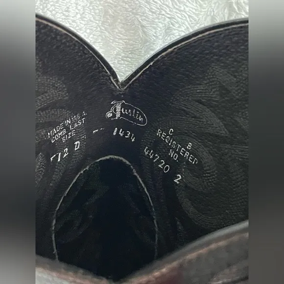 Vintage Justin cowboy boots 1434