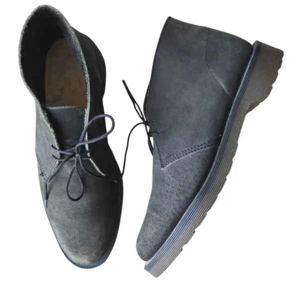 Vintage Made in England Dr Martens Dark Green Chukka Boots