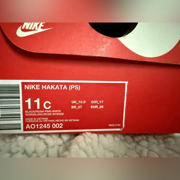 Vintage Nike Hakata Kids Black and Pink Sportswear Shoes