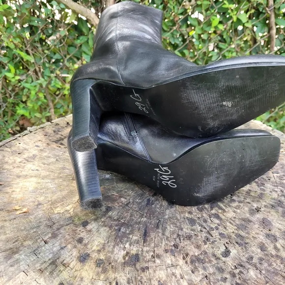 Vintage Nine West Ankle Boots/ Black Ankle Booties