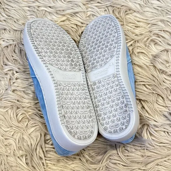 Vionic Avery blue suede slip on shoes size 8.5