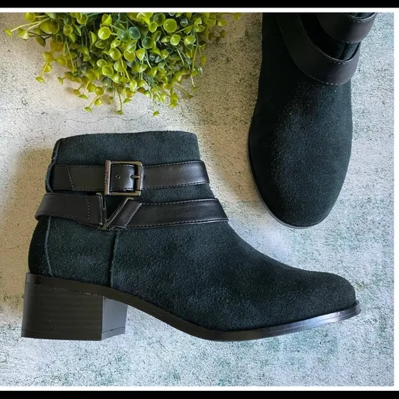VIONIC HOPE MANA SUEDE LEATHER WEATHER RESISTANT ORTHOPEDIC ANKLE BOOTS NIB
