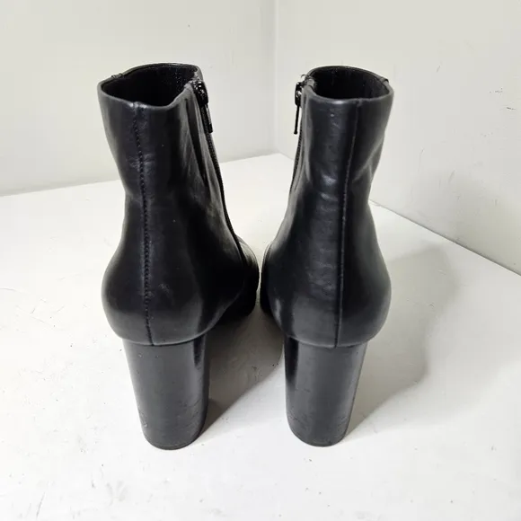 Vionic Kennedy Ankle Heel Boots Black Leather Side Zipper Women's 10 Wide