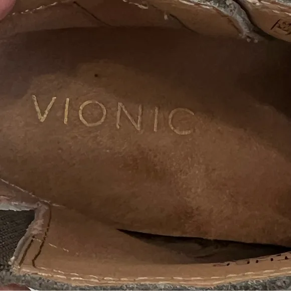 Vionic Madeline Suede Leather Ankle Boot Tassel Zip Weather Resistant Women’s 7