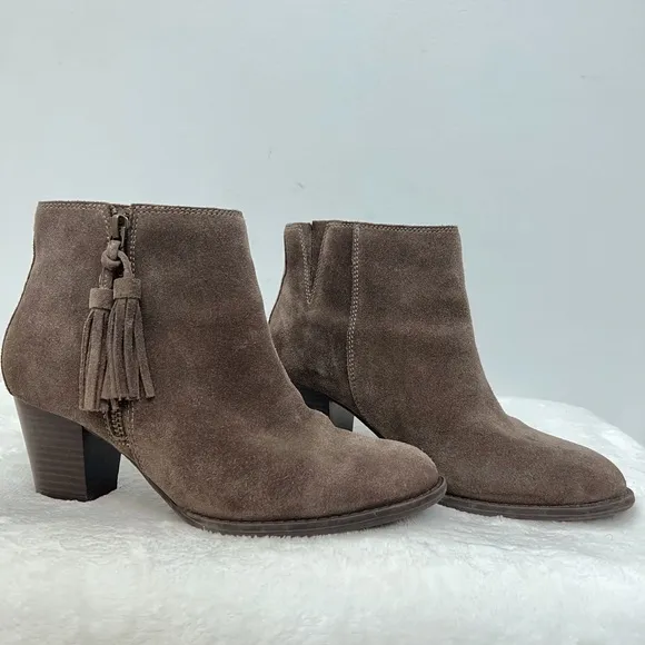 Vionic Madeline Suede Leather Ankle Boot Tassel Zip Weather Resistant Women’s 7