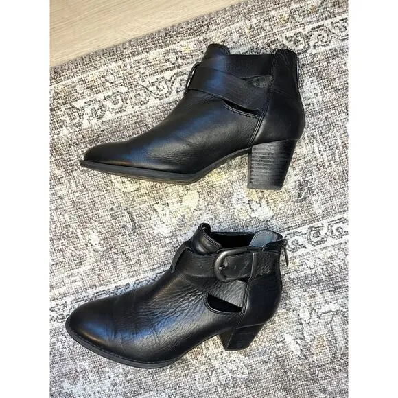 Vionic Rory Black Waxed Leather Ankle Boots Booties 7 Cutouts Buckles Boho