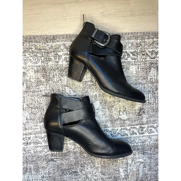 Vionic Rory Black Waxed Leather Ankle Boots Booties 7 Cutouts Buckles Boho