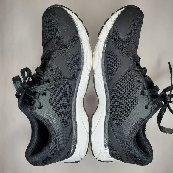 Vionic Tokyo Sneaker Size 7.5