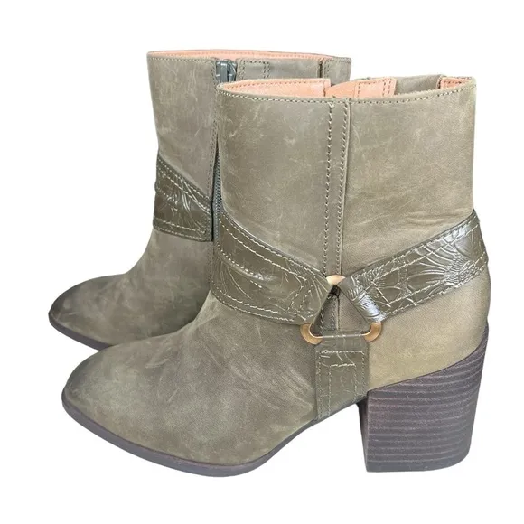 Vionic Vienna Carnelia above ankle olive leather water repellent boots 6.5