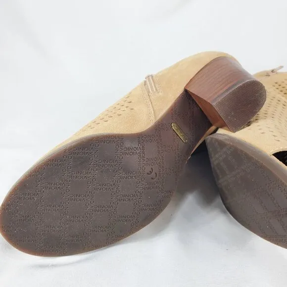 Vionic Women's Aloft Chryssa Light Sand Ankle Booties Suede Laser Cut Size 7.5