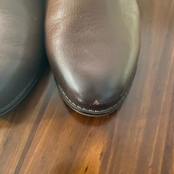 Vionic Women’s Brown Leather Ankle Boots