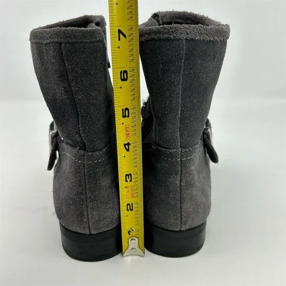 Vionic Women's Gray Suede Ankle Booties with Chain &amp; Buckle Size 6 Casual
