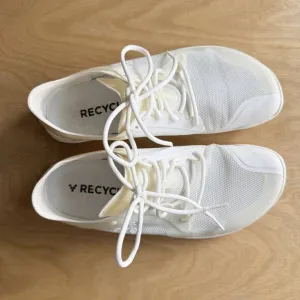 Vivo Barefoot Women's Primus Lite III Minimalist Trainer in White Size 41/10