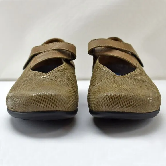 Wolky Passion Beige Snake Print Leather Mary Janes Adjustable Strap - Womens 8.5