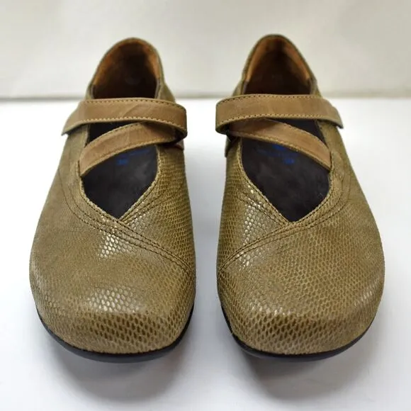 Wolky Passion Beige Snake Print Leather Mary Janes Adjustable Strap - Womens 8.5