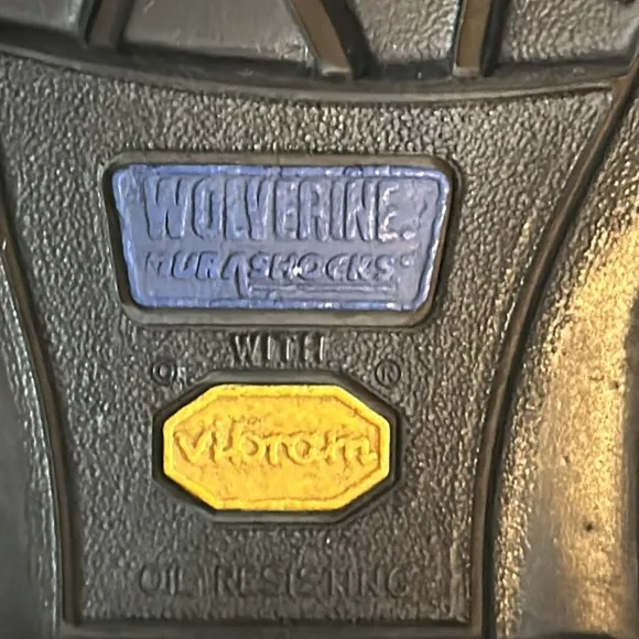 Wolverine Kiltie lace up vibram sole Leather Boots sz 10