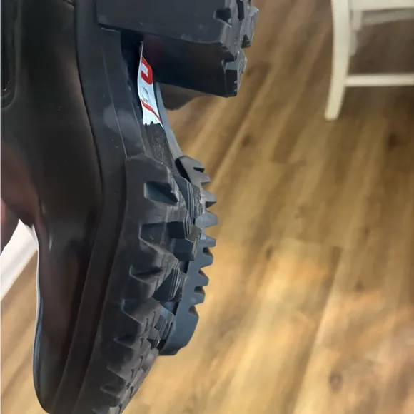 Women’s all saints boots