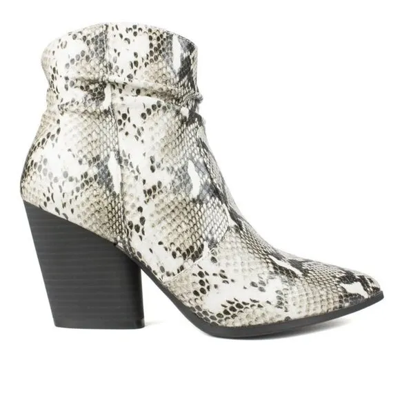 Women's Ankle Booties, Seven Dials Halsey Boots, SnakeSkin Silver, size 5.5M