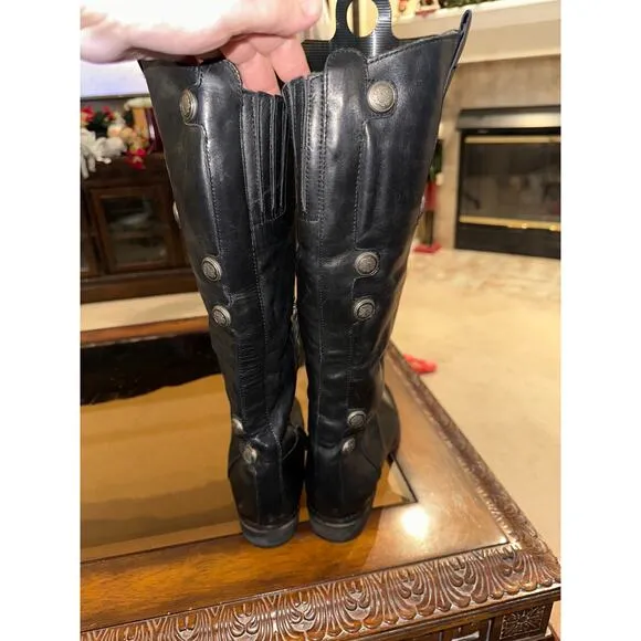 Women’s Arturo Chiang Black Leather Riding Boots. Size 9