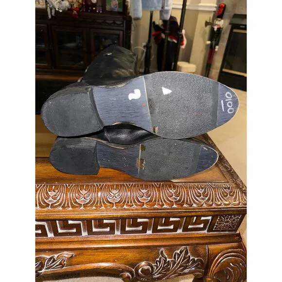 Women’s Arturo Chiang Black Leather Riding Boots. Size 9
