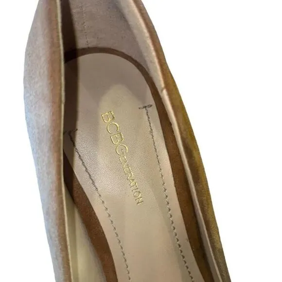Women's BCBGeneration Tan Suede Heels Size 7.5M