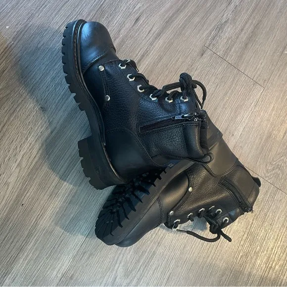 Women’s Black Leather River Road Motorcycle Boots EUC Sz 6.5 M