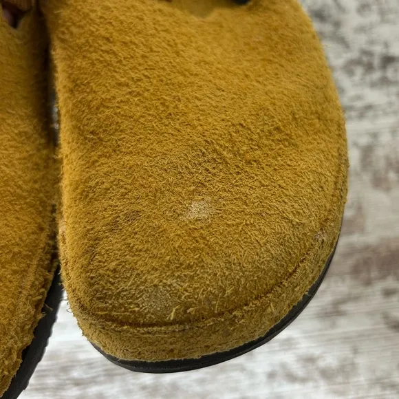 Women’s Chaco Paonia Clog Brown Slip-On Slide Shoes size 9 Suede Waterproof