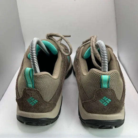 Women’s Columbia Hiking Shoes Size 8