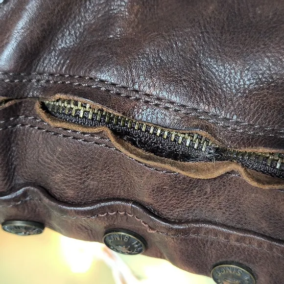 Women's FRYE Brown Leather Knee-High Gladiator Adrienne Button Stack Heel 8.5 Bo