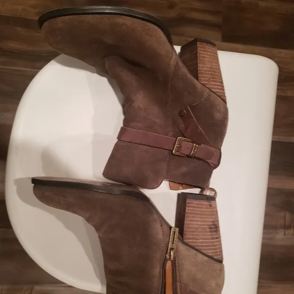 Women's Ivanka Trump Ankle Boots Booties Shoes