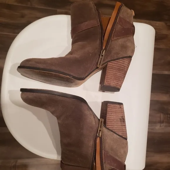 Women's Ivanka Trump Ankle Boots Booties Shoes