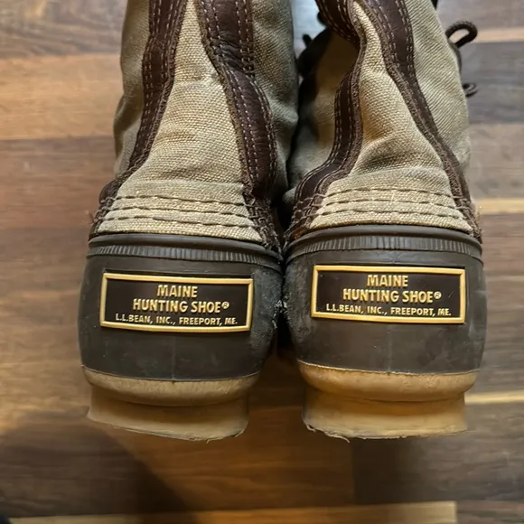 Women's LL Bean Signature Waxed-Canvas Tall Maine Hunting Shoe 16”, Size 7m