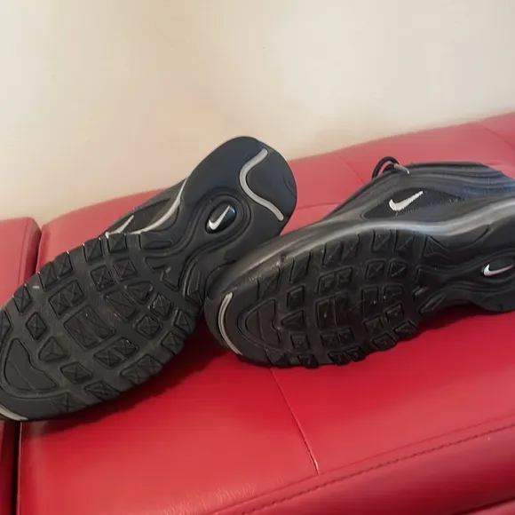 WOMEN'S NIKE AIR MAX 97 CASUAL SHOES