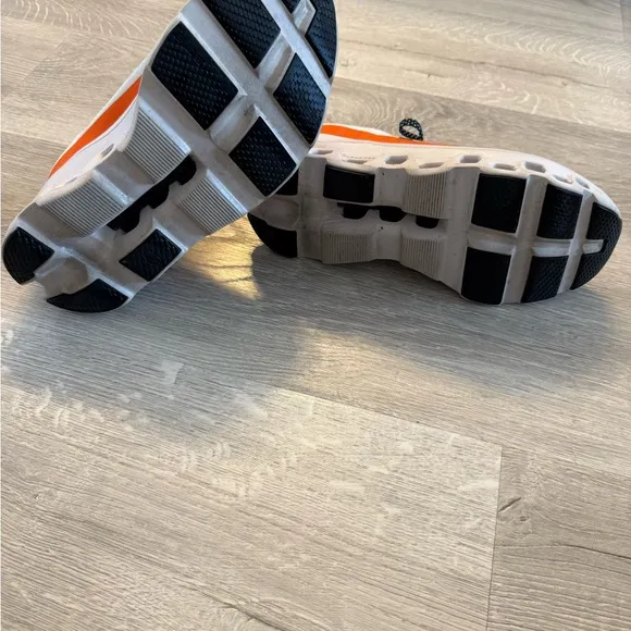Women's On Running On Cloud Shoes - White and Pink/Orange barely worn.
