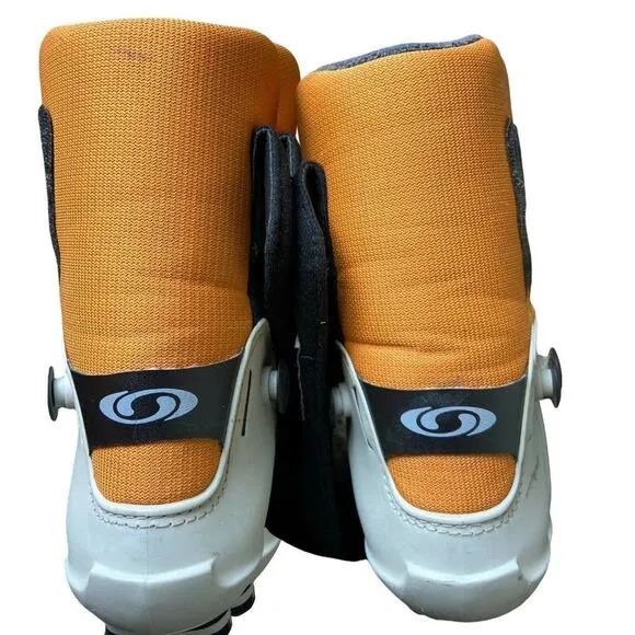 Womens Orange Salomon Vitane 8 CL Auto Fit Skate Ski Boots Size 6