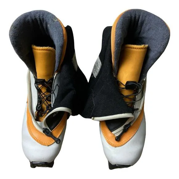Womens Orange Salomon Vitane 8 CL Auto Fit Skate Ski Boots Size 6