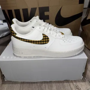Women’s Size 10 - Nike Air Force 1 Low Bronzine DZ2784-102