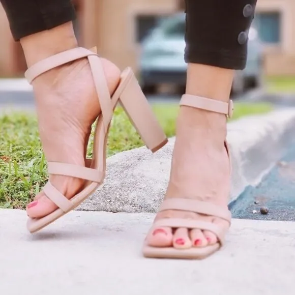 Womens Triple Straps Chunky Heels‎ Sandals Nude Color