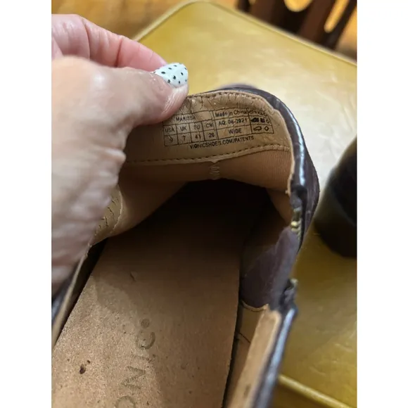Women's Vionic Brown Suede Ankle Boots Size 8