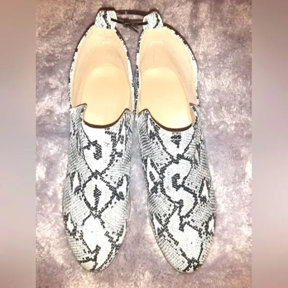 WOMEN'S cut-out ankle boots sz, 8,and 10