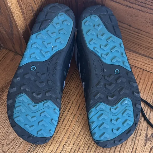 Xero shoes size 9.5 EUC