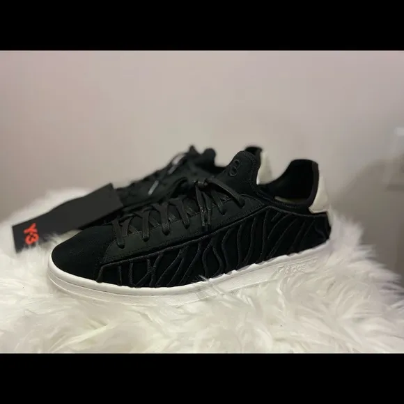 Y-3 Shishu Stan, Black low top sneakers, Sz: 10.5